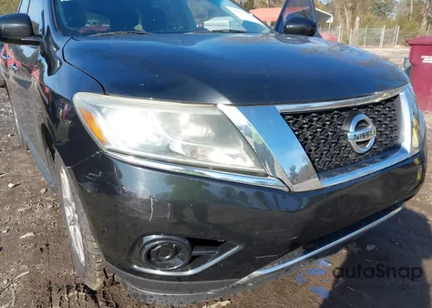 2016 Nissan Pathfinder Platinum/S/Sl/Sv z USA, uszkodzony, nr VIN 5N1AR2MM1GC638894